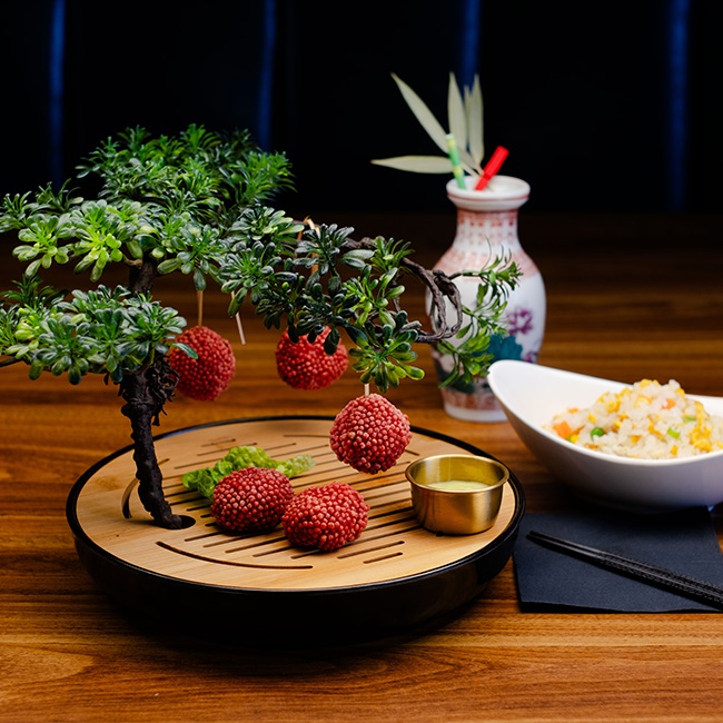 dongsheng seafood lychee on the tree
