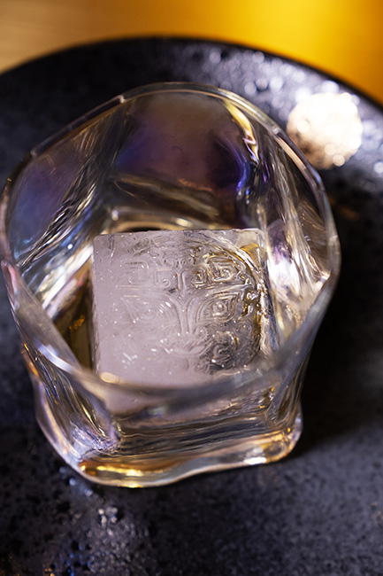 dongsheng whisky on the rocks